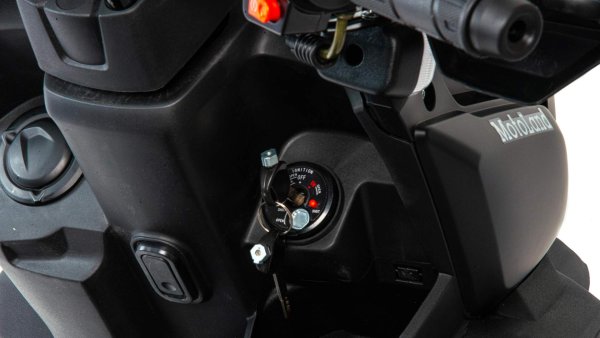 Скутер Motoland TANK 150 (WY150-5C)  черный